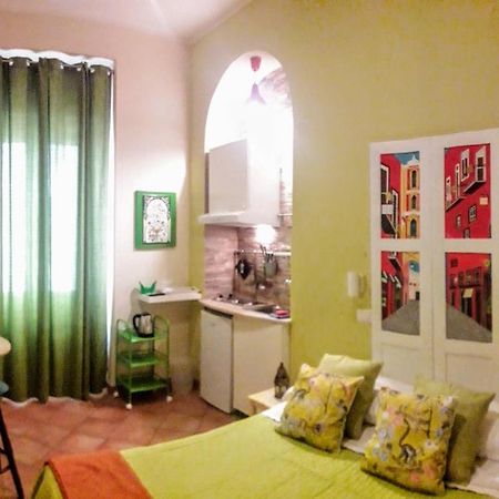 Bed and Breakfast Le Stanze di Angela Napoli Esterno foto
