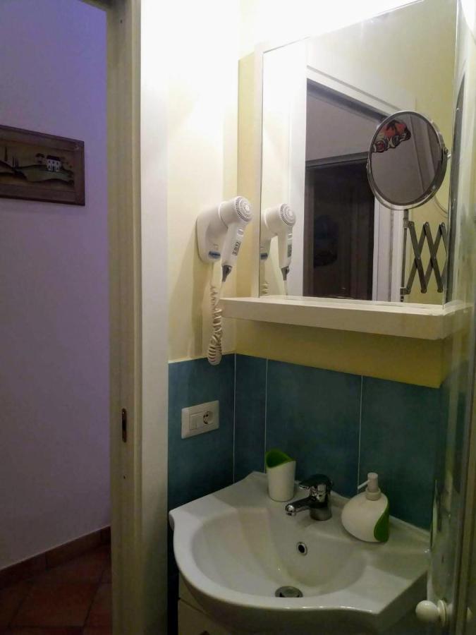 Bed and Breakfast Le Stanze di Angela Napoli Esterno foto