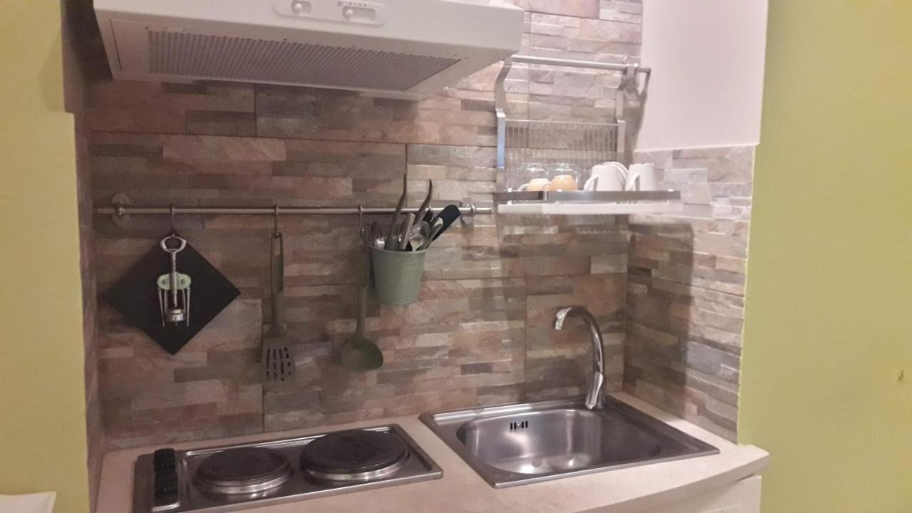 Bed and Breakfast Le Stanze di Angela Napoli Esterno foto