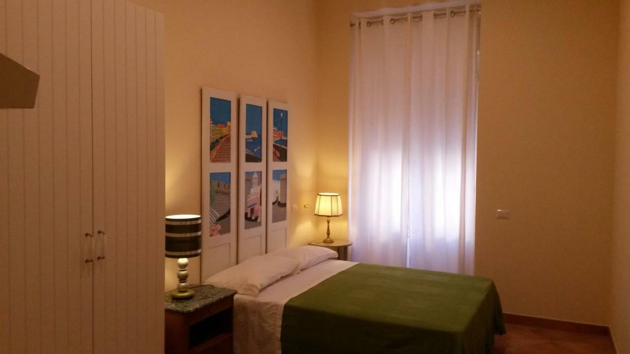Bed and Breakfast Le Stanze di Angela Napoli Esterno foto