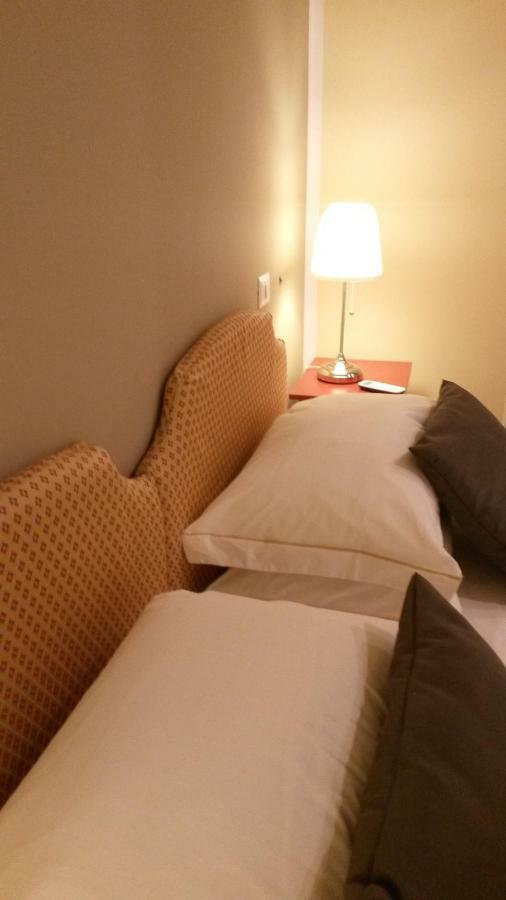 Bed and Breakfast Le Stanze di Angela Napoli Esterno foto